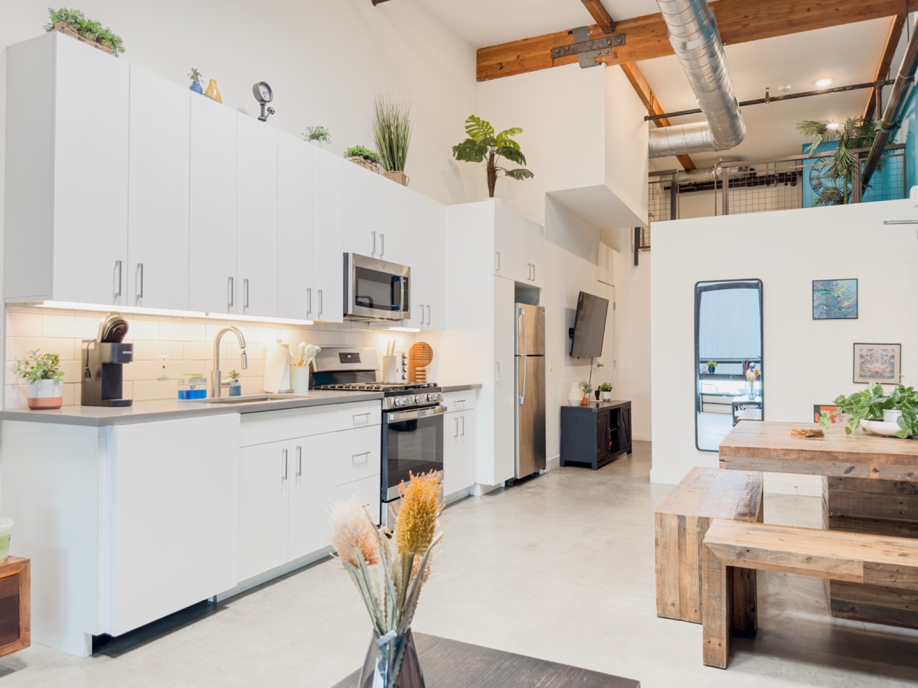 Loft 201