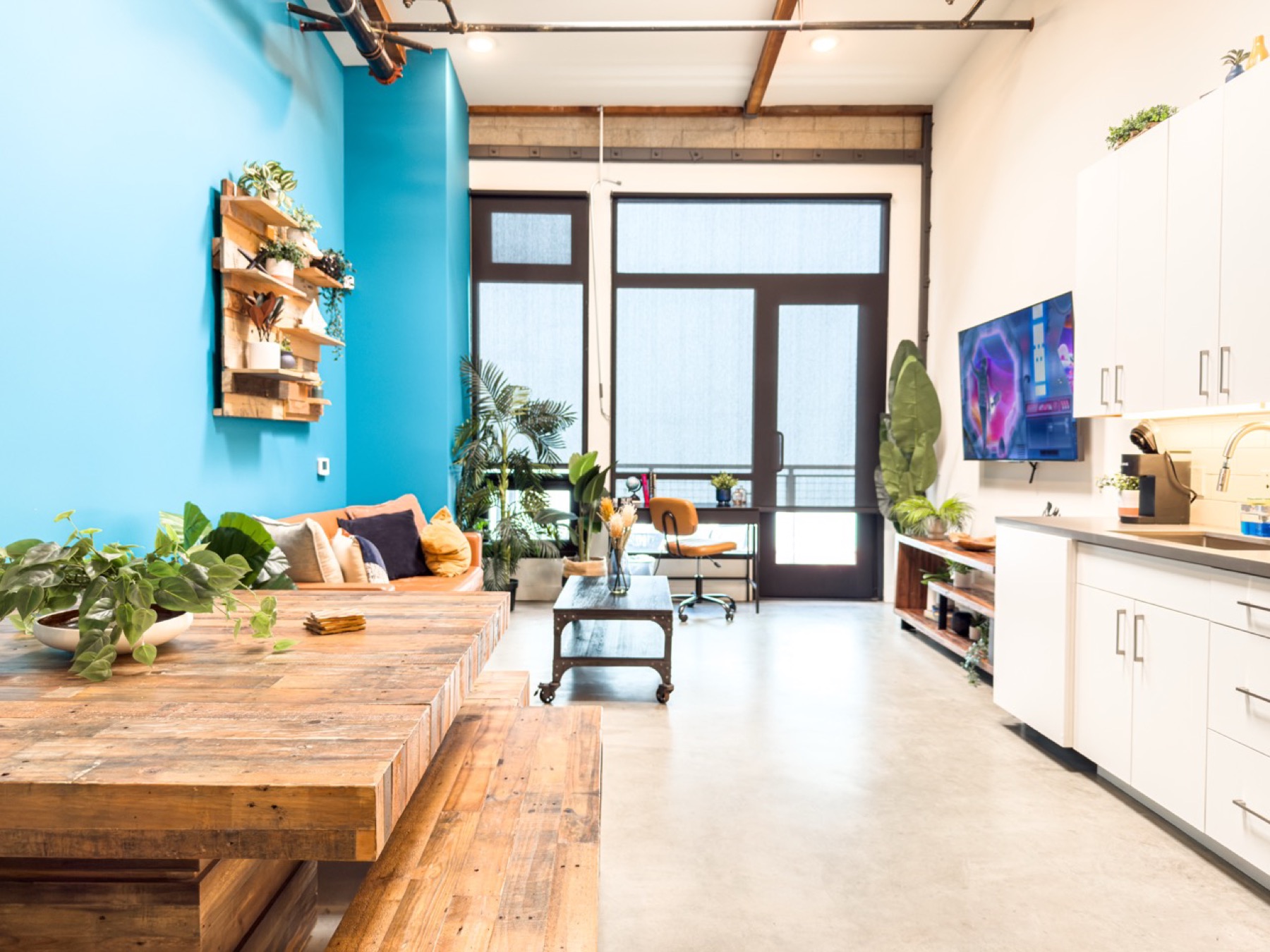 Loft 201